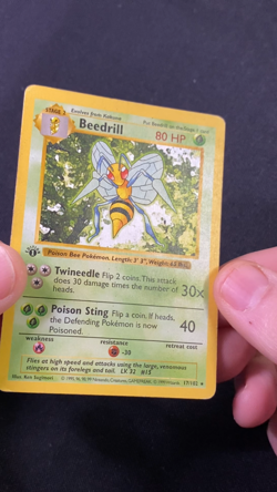 Pokemon - Beedrill - 17/102 - 1st Edition - Base Set (Shadowless) - Image 2