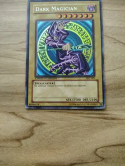 Yu-Gi-Oh! - ERROR - Dark Magician - BPT-001 - Reverse Secret Rare / Holo - Image 3