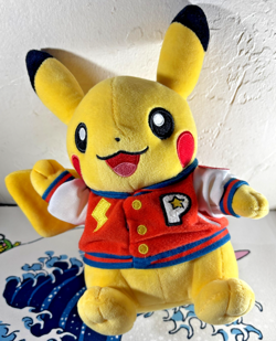 2025 Pokemon World Championships Pikachu Plushie Anaheim Worlds Exclusive Plush - Image 1