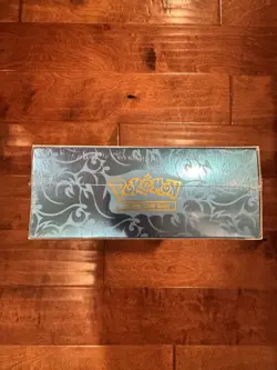 IN HAND - Pokemon TCG: Charizard X ex Ultra-Premium Collection - Image 5