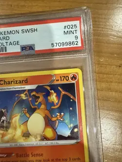 2020 POKEMON SWSH CHARIZARD VIVID VOLTAGE - PSA 9 - #025 - Image 4