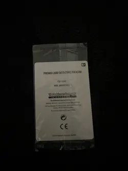 Pokemon Card Detective Pikachu SM190 Promo Stamped Version Holo Sealed - Image 2