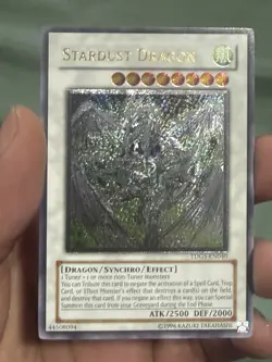 Stardust Dragon Ultimate Rare TDGS-EN040 The Duelist Genesis Unlimited Card NM - Image 1