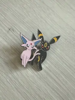 Espeon & Umbreon Enamel Pin Figurine and Card Sleeves Pokemon TCG - Image 5