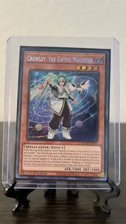 Yu-Gi-Oh! Crowley, the Gifted Magistus, Secret Rare, BLMM-EN044 - Image 1