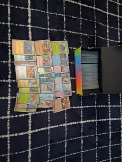 2025 Pokemon Card Lot COLLECTION NM 550 BASE HOLOS/REVERSE And 107 ULT RARE/R - Image 2