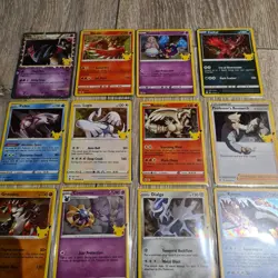 Pokemon TCG 25th Celebrations 15x Holo Card, Dice, 100 Random Cards + Gold Coin - Image 2