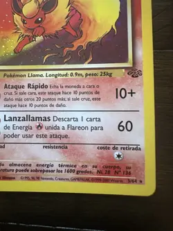 Vintage Pokemon Flareon 3/64 Base Set Spanish WotC 1999 Rare Holo - Image 4