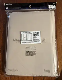 ULTRA PRO Magic MTG Final Fantasy 9-Pocket Premium Zippered PRO-Binder Cloud New - Image 5