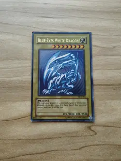 Yu-Gi-Oh! - Blue Eyes White Dragon - SDK-001 - Ultra Rare / Holo - Image 1