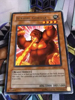 Berserk Gorilla - DR2-EN013 - Rare - Unlimited Edition x1 - Moderately Played - Image 1