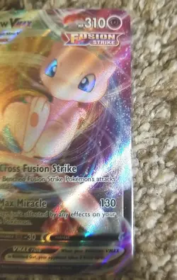 2021 Pokemon TCG Mew VMAX 114/264 Fusion Strike Holo Card Full Art - Image 3