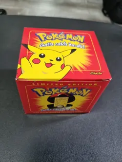 1999 POKEMON BURGER KING 23K GOLD PLATED PIKACHU CARD & POKEBALL CASE Mint Con - Image 1