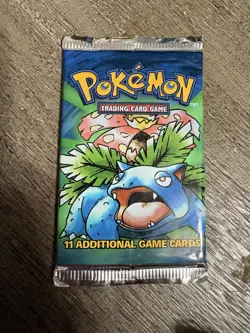Pokemon TCG Base Set Booster Pack English Venusaur 11 Cards Wizards of the Coast - Image 1