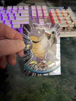 1999 TOPPS POKEMON T.V. BLASTOISE #9 BASE SET CHROME HP - Image 2