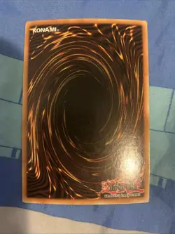 YuGiOh! Blue-Eyes White Dragon LDS2-EN001 ULTRA RARE HOLOFOIL NM 1ST ED - Image 2