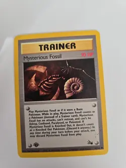Mysterious Fossil - 1st Edition Fossil 62/62 - Trainer - WoTC Pokemon Card - Image 1