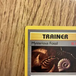 Pokemon Card Mysterious Fossil Trainer 62/62 Fossil Set 1st edition NM - Image 2