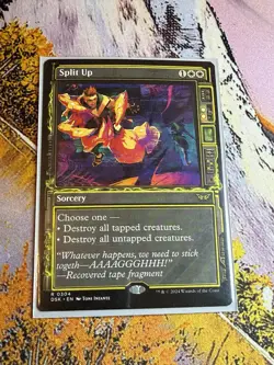 Split Up, 0304 (Showcase) - Duskmourn: House of Horror (DSK) NM - Image 1