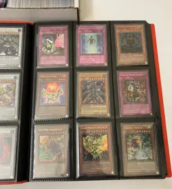 Yugioh Cards- Binder Collection God Cards, Blue-Eyes White Dragon Dark Magician - Image 3