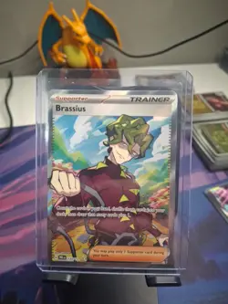 Pokemon Brassius Holo 135/131 Ultra Rare SV: Prismatic Evolutions NM Full Art - Image 1
