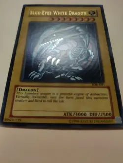 Blue-Eyes White Dragon SDK-001 Unlimited Ultra Rare LP - Image 4