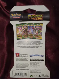 2 Pokemon TCG: Sword & Shield Evolving Skies Sleeved Booster Pack, 3D Pokeball - Image 5