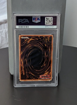 Yugioh IOC-065 Dark Magician of Chaos - Ultra Rare - PSA 6 - Image 4