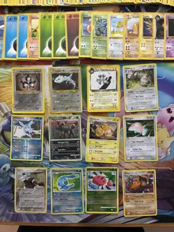 Vintage & Modern Pokemon Card Lot Holo Etc MP-Damaged Umbreon Blastoise 550+ - Image 2