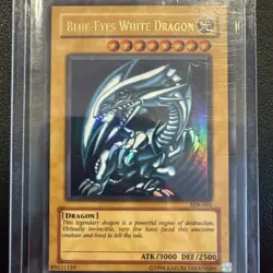 Yu-Gi-Oh! TCG Blue-Eyes White Dragon SDK-001 Ultra Rare Unlimited LP - Image 1