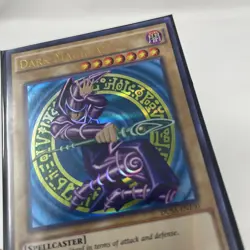 YUGIOH • DARK MAGICIAN • ULTRA RARE • DUSA-EN100 • 1st EDITION LP - Image 2