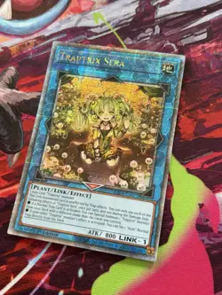 Traptrix Sera RA04-EN075 Quarter Century Secret Rare Yu-Gi-Oh! - Image 1