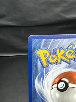 Pokemon Card Umbreon 17/17 Gold Star Holo Celebrations Classic Collection - Image 3