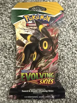 ✅RARE Pokemon TCG Sword & Shield Evolving Skies Booster Pack- Umbreon Art SEALED - Image 1