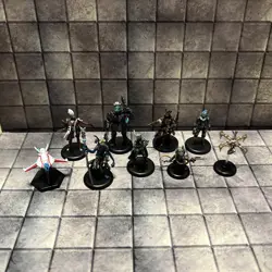 Lot of 9 Token Magic The Gathering Dungeon Dragons figure 1.5" Ninja Division - Image 1
