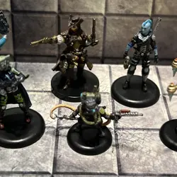 Lot of 9 Token Magic The Gathering Dungeon Dragons figure 1.5" Ninja Division - Image 5