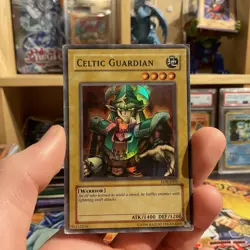 Yugioh Celtic Guardian LOB-E005 Super Rare MP-HP OG Euro Print - Image 1