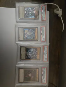 Blue-Eyes White Dragon PGL2-EN080 Premium Gold: Return of the Bling... - Image 1