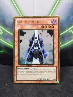 Yugioh Summoner Monk GLD4-EN027 Gold Rare NM - Image 1
