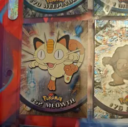 Topps Pokemon 1999 Set of 11 foil holo cards - Image 5