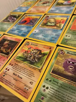 Vintage Fossil Pokemon Cards Bundle x 25 Good Condition 1999 WOTC - Image 3