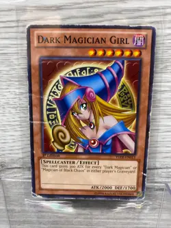Yu-Gi-Oh! TCG Dark Magician Girl YGLD-ENA04 Common 1st Edition DAMAGED - Image 1