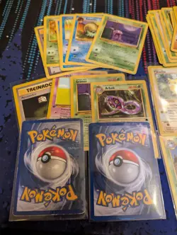 Pokemon vintage lot. Foreign language cards mixed; Spanish, German, etc. - Image 3