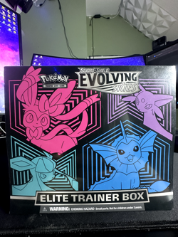 Pokemon TCG Sword and Shield Evolving Skies Elite Trainer Box ETB Factory Sealed - Image 1