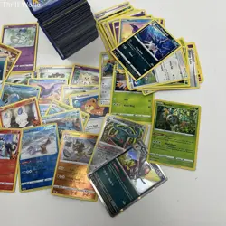 Kingler V Gengar Holo + 300+ Pokemon Card Lot Bulk Modern Sword & Shield Era - Image 3