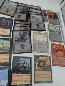 Magic the gathering Cards in a Magic The Gathering Bomber box. - Image 4