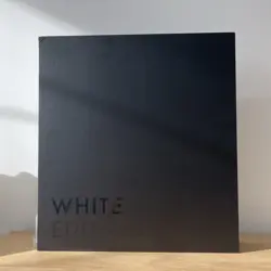 Vault x White Edition Exo-Tec 12-Pocket Zip Binder 480 Cards - Image 3