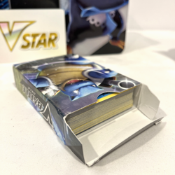 BLASTOISE V SWSH101 HOLO PROMO W/ 60 CARD V-BATTLE DECK & TIN CASE POKEMON TCG - Image 4
