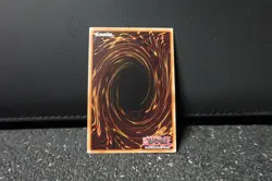 Blue-Eyes White Dragon CT14-EN002 Secret Rare Yugioh Foil English - Image 3