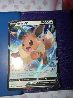 Pokemon TCG Eevee v Card Crown Zenith 108/159 - Image 1